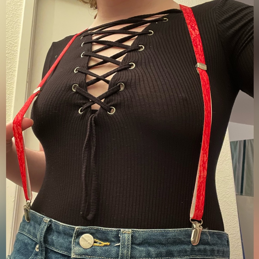 Hot Topic Red Lace print Skinny Suspenders
